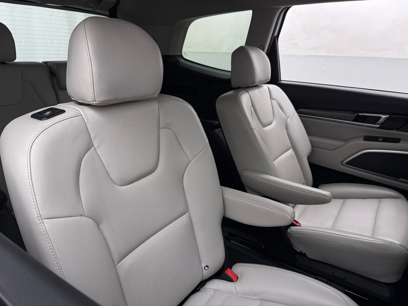 Thumbnail: 2020 Kia Telluride - 5