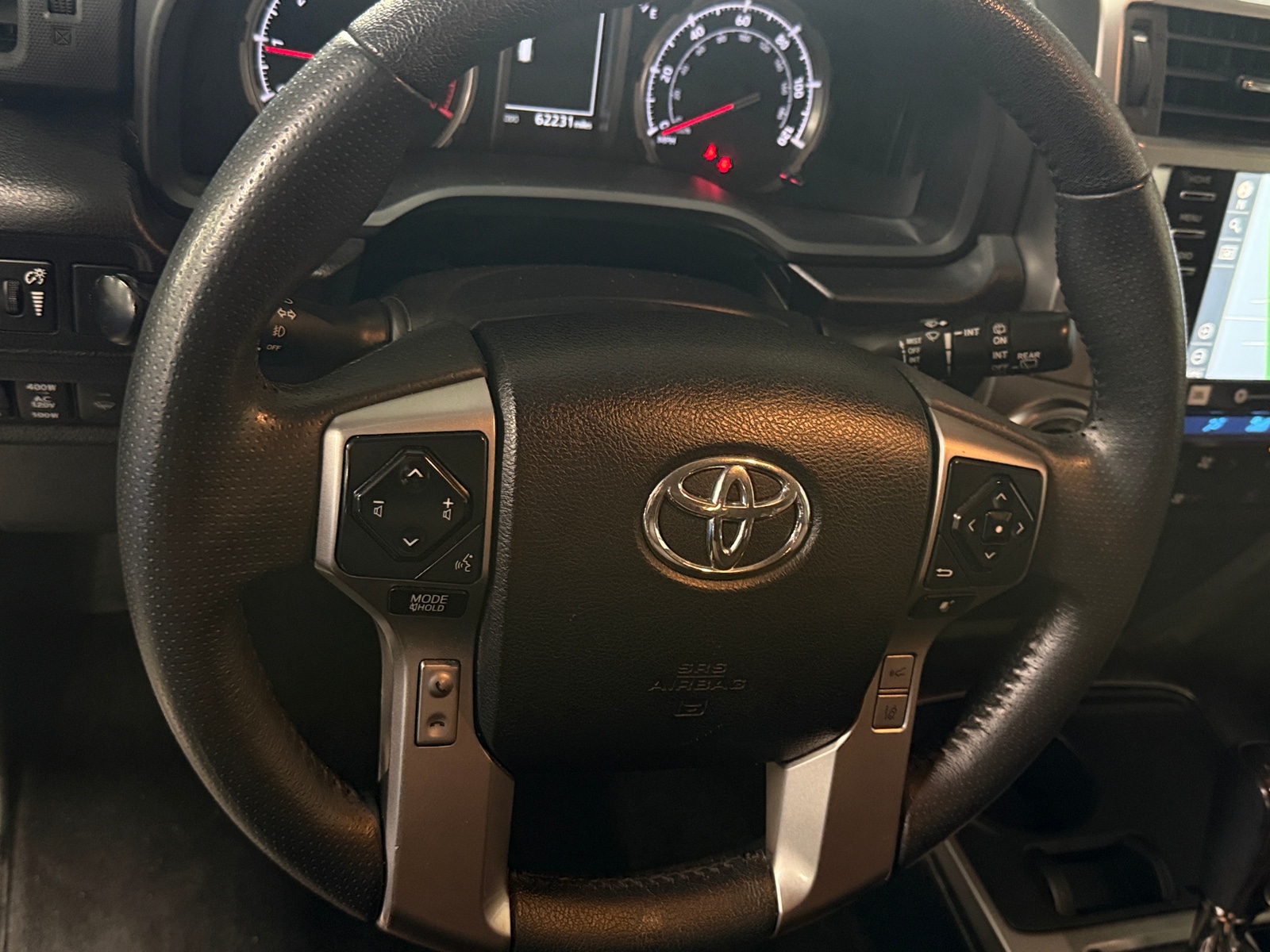 Thumbnail: 2022 Toyota 4Runner - 4