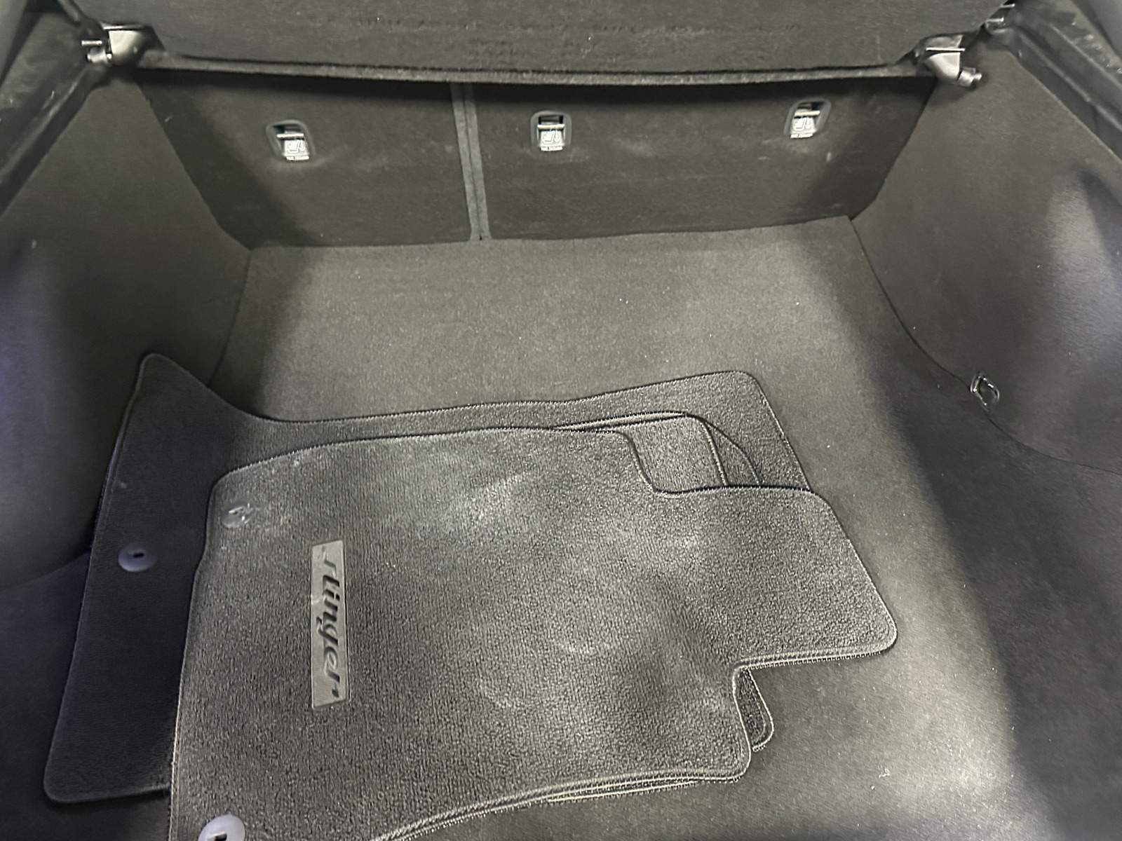 Thumbnail: 2021 Kia Stinger - 6