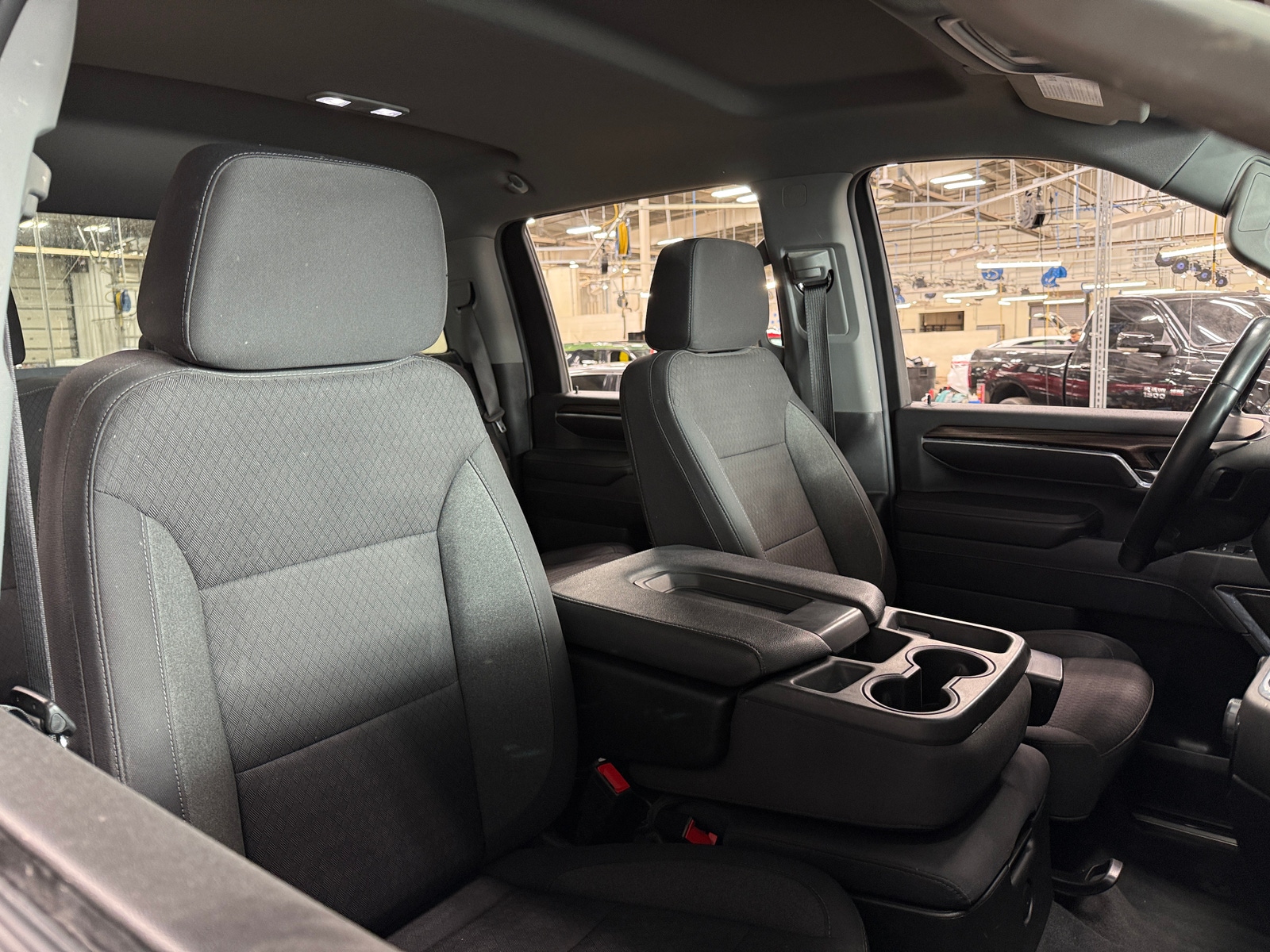 Thumbnail: 2024 Chevrolet Silverado 2500 - 2