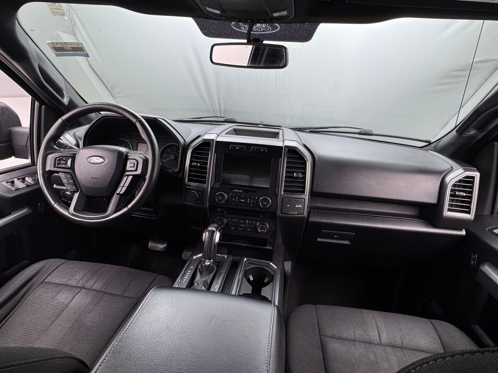 Thumbnail: 2017 Ford Econoline - 3