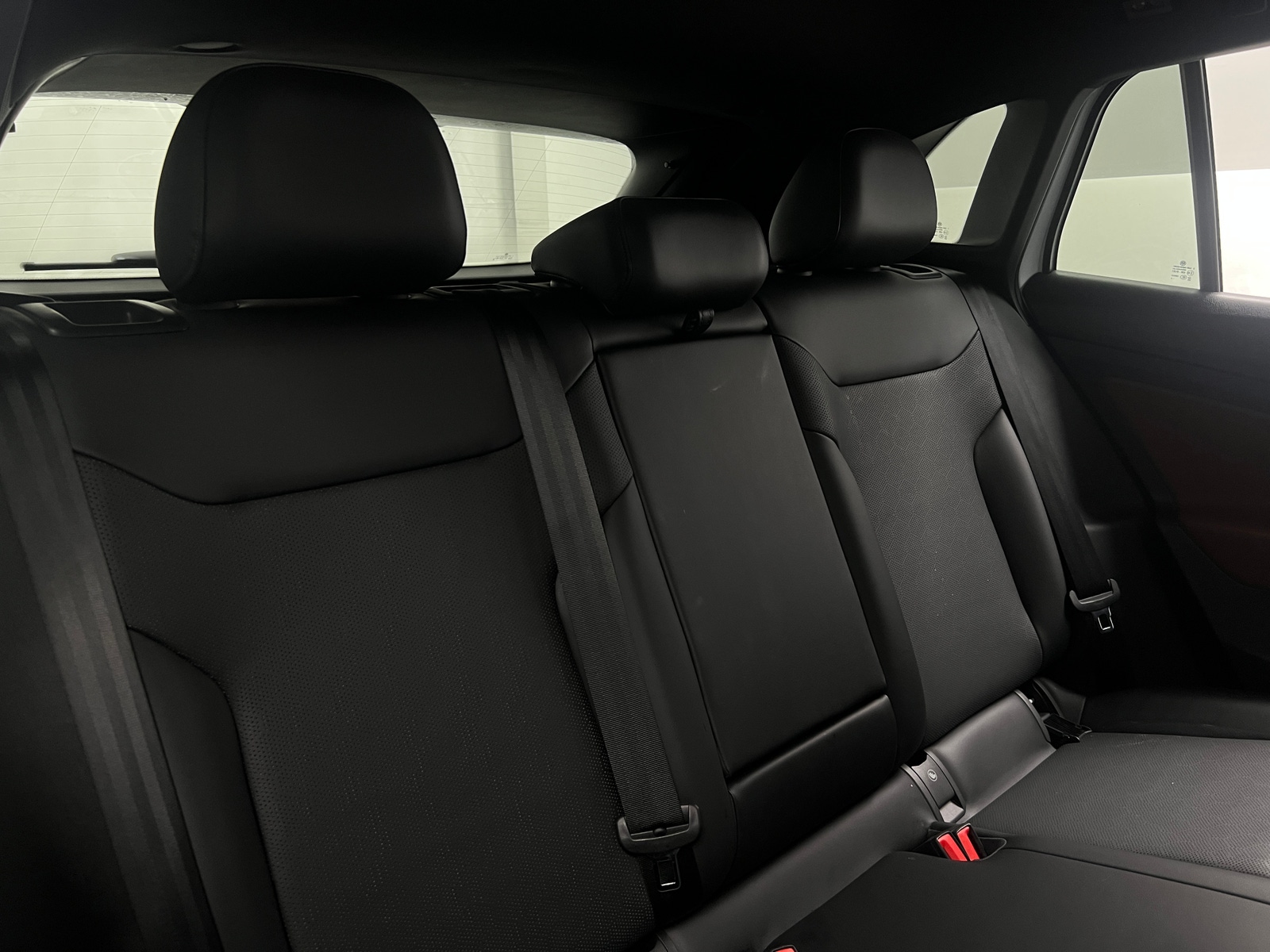 Thumbnail: 2022 Volkswagen ID.4 - 5