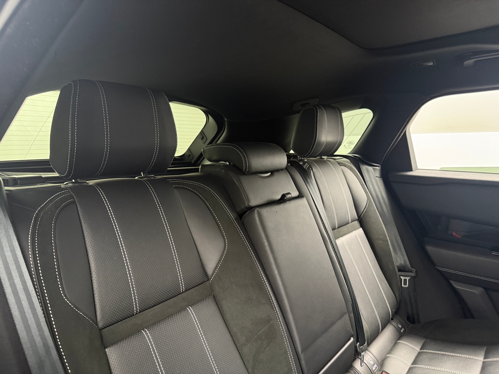 Thumbnail: 2020 Land Rover Range Rover Velar - 5