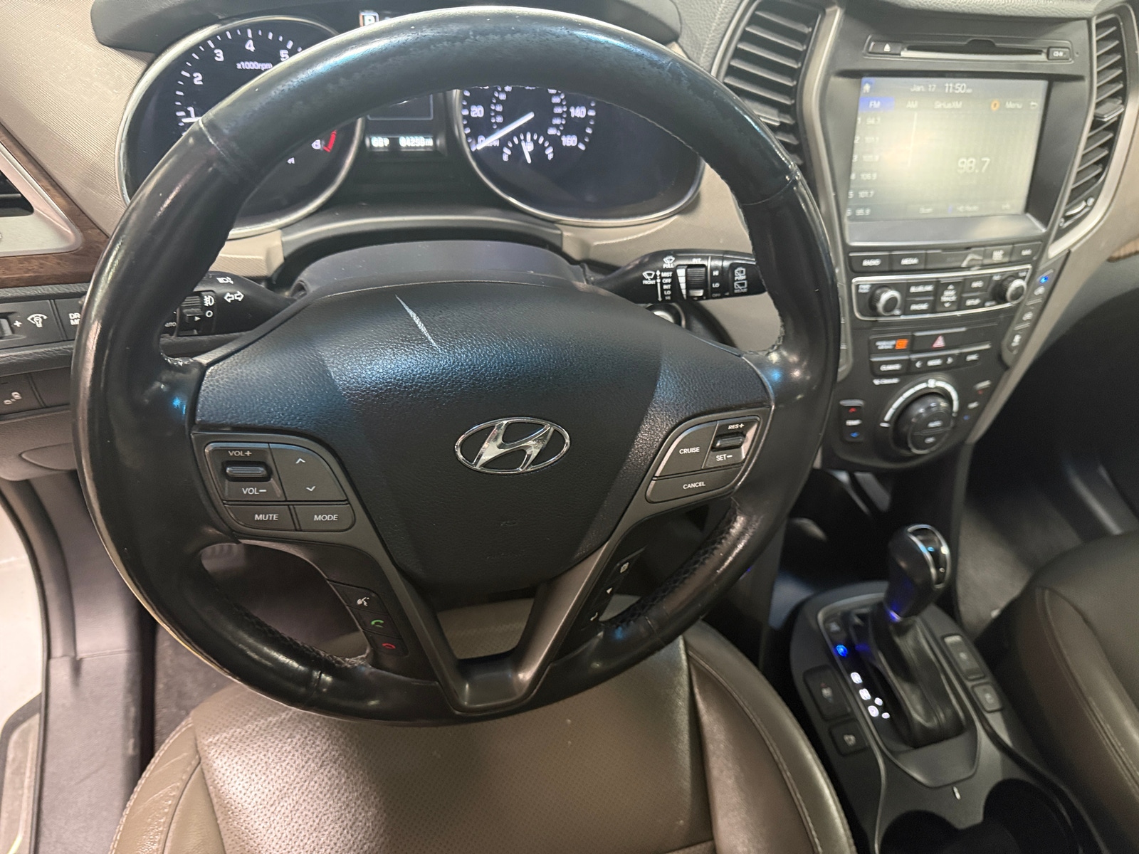 Thumbnail: 2018 Hyundai Santa Fe - 4