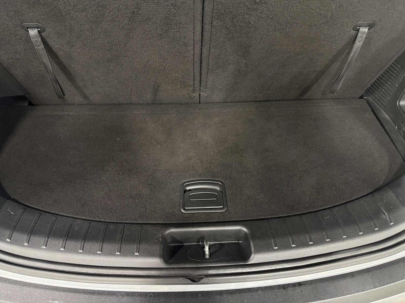 Thumbnail: 2018 Hyundai Santa Fe - 6