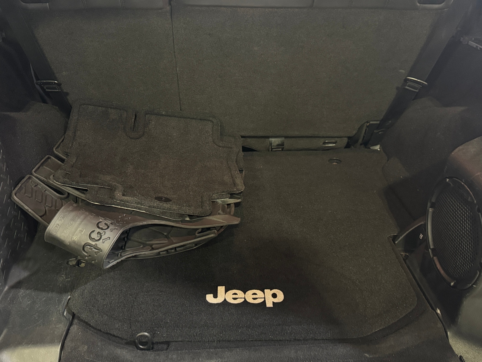 Thumbnail: 2014 Jeep Wrangler - 7