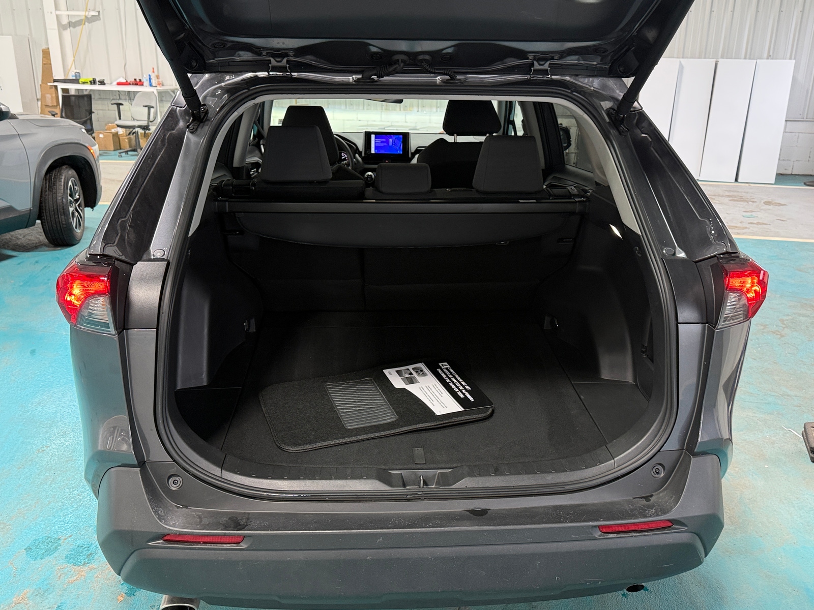 Thumbnail: 2025 Toyota RAV4 - 7