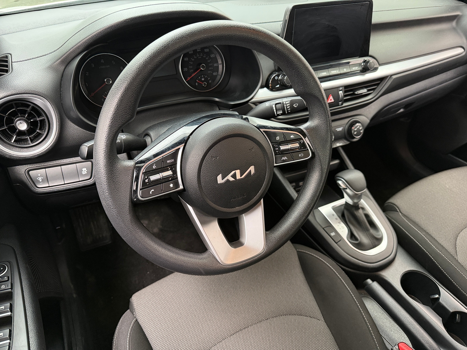 Thumbnail: 2024 Kia Forte - 5