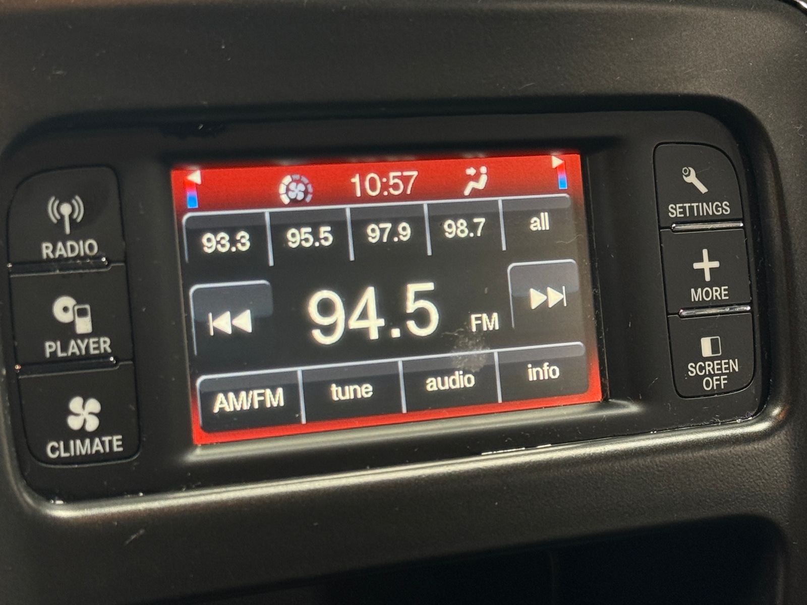 Thumbnail: 2019 Dodge Journey - 4