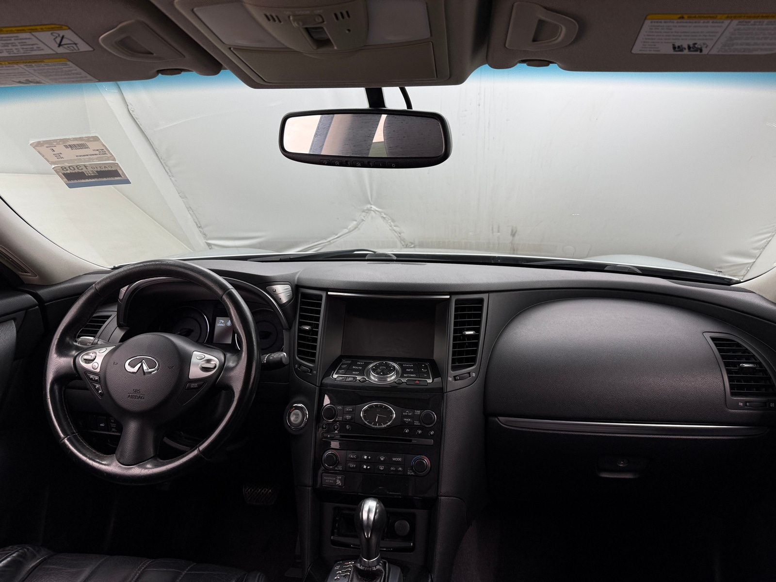 Thumbnail: 2015 INFINITI QX70 - 2