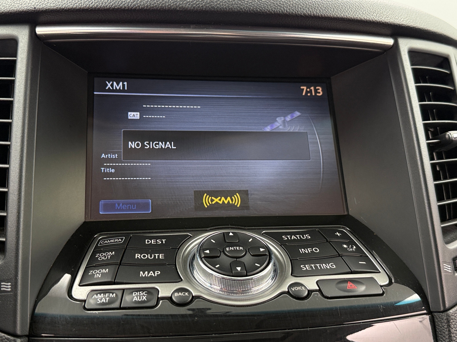 Thumbnail: 2015 INFINITI QX70 - 3