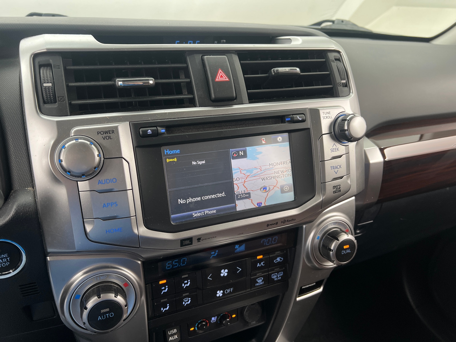 Thumbnail: 2019 Toyota 4Runner - 3