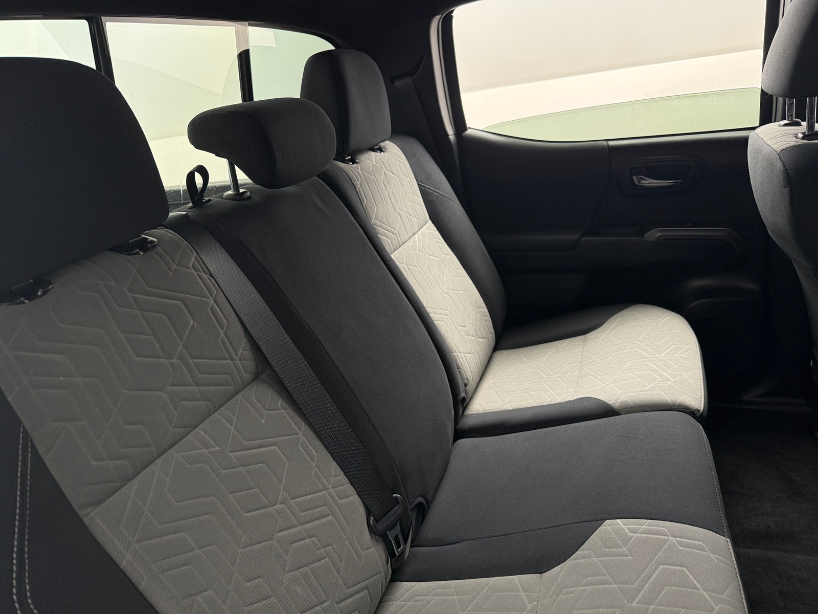 Thumbnail: 2021 Toyota Tacoma - 6