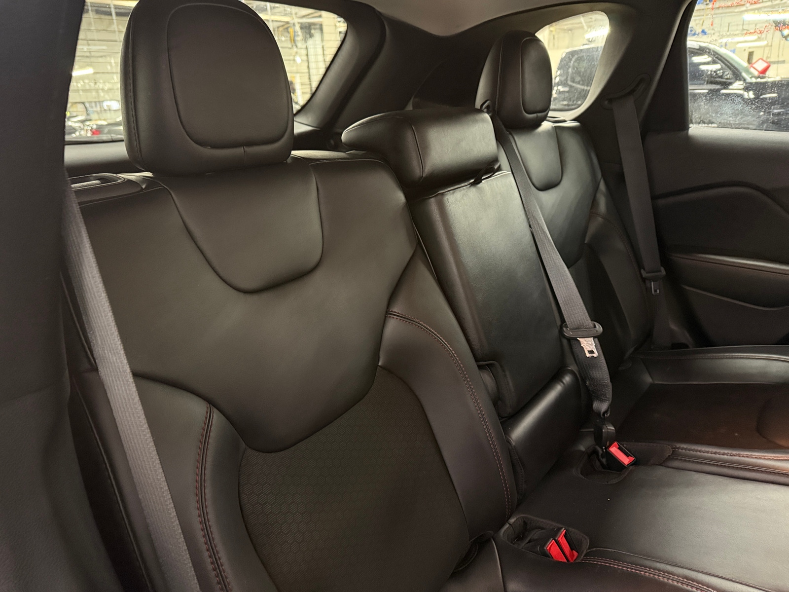 Thumbnail: 2021 Jeep Cherokee - 6