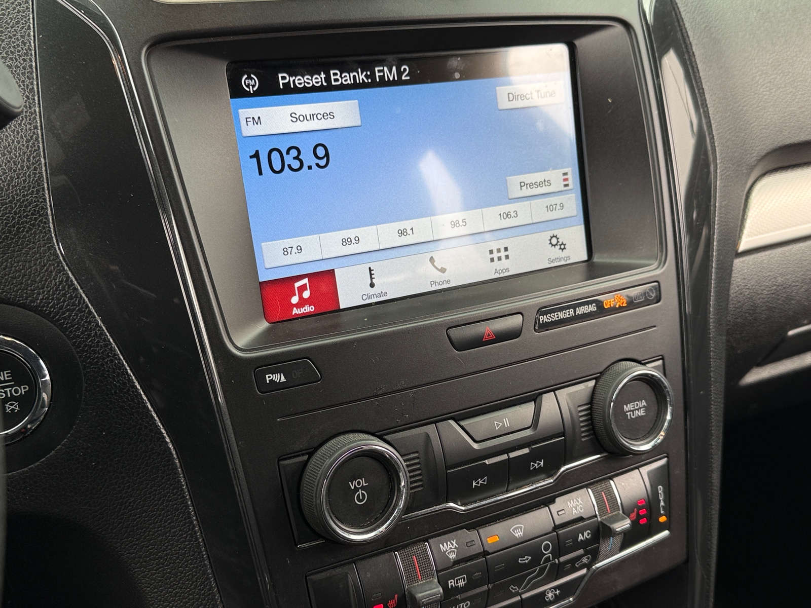 Thumbnail: 2018 Ford Explorer - 4