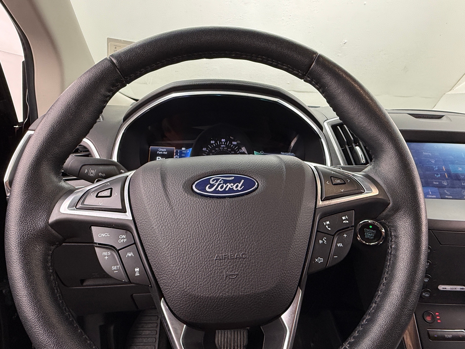 Thumbnail: 2020 Ford Edge - 4