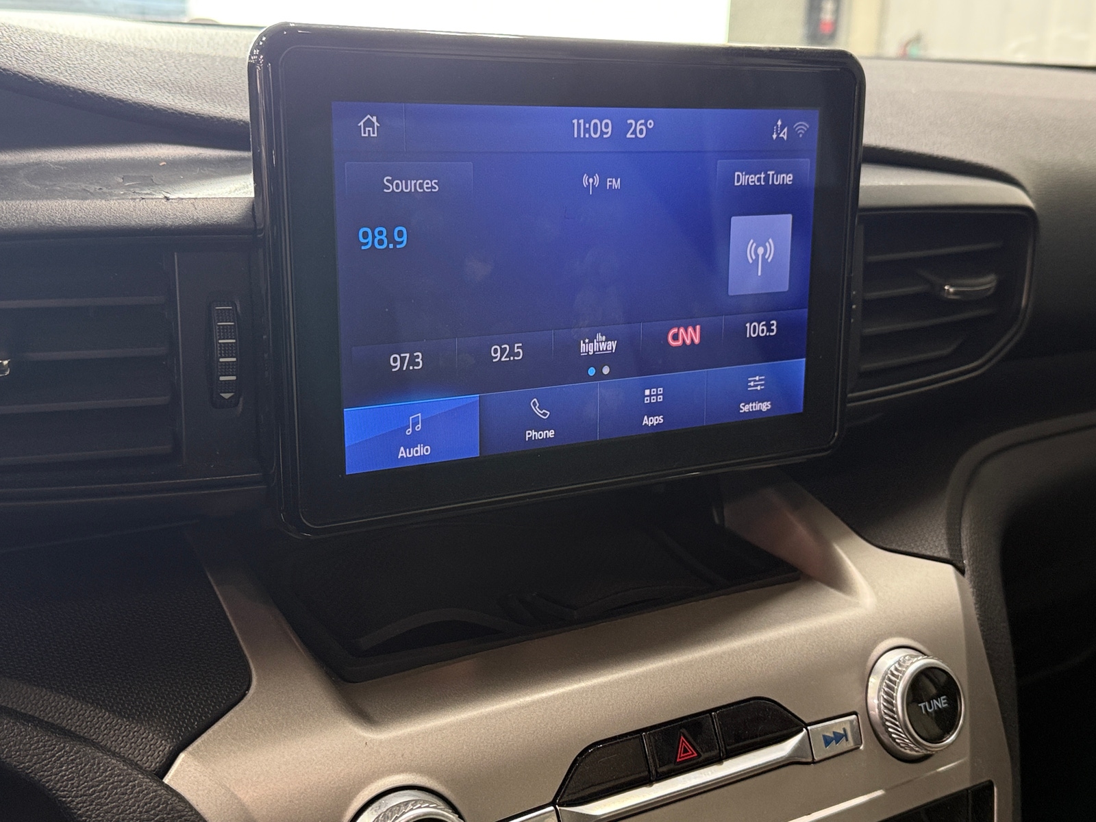 Thumbnail: 2021 Ford Explorer - 4