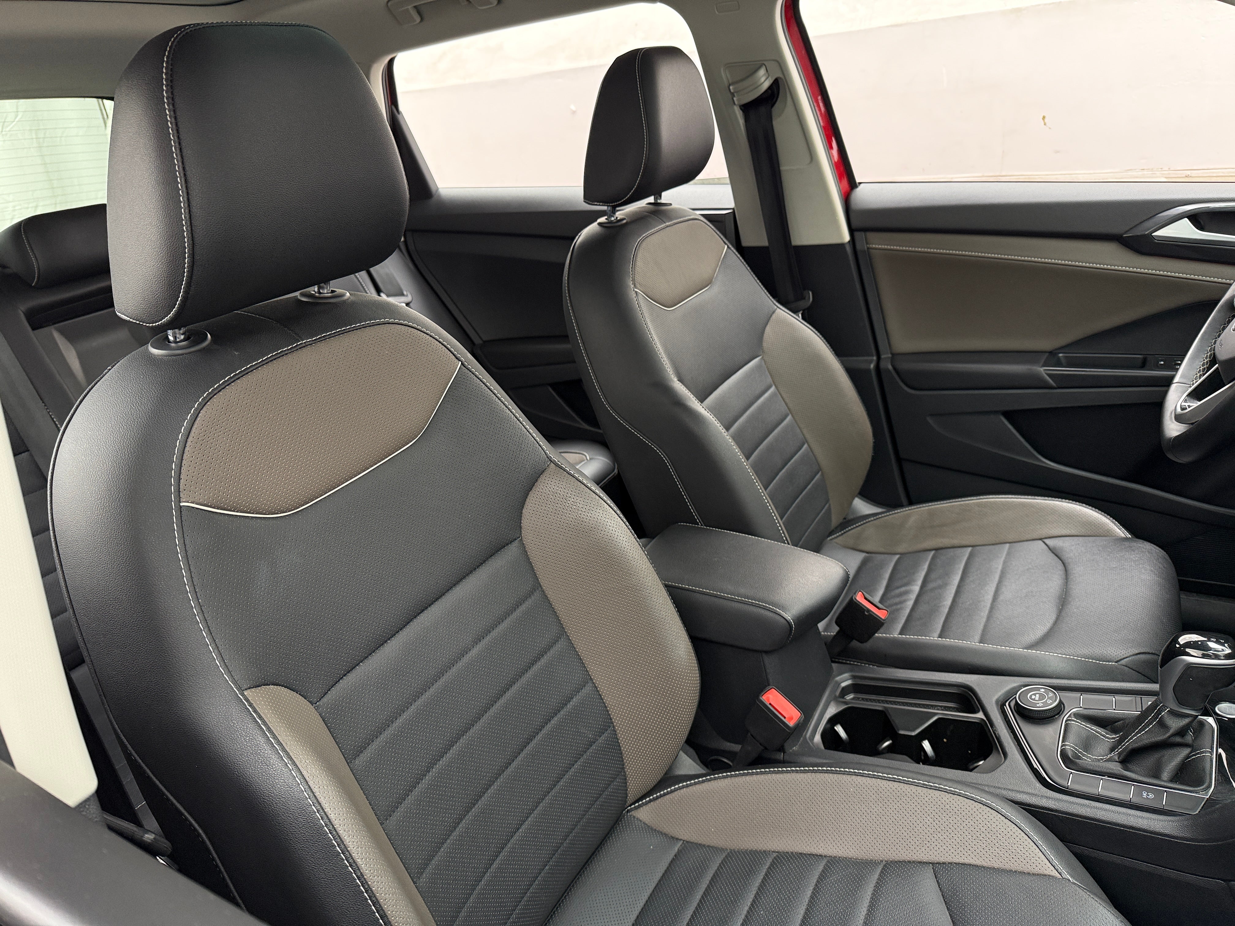 2023 Volkswagen Taos