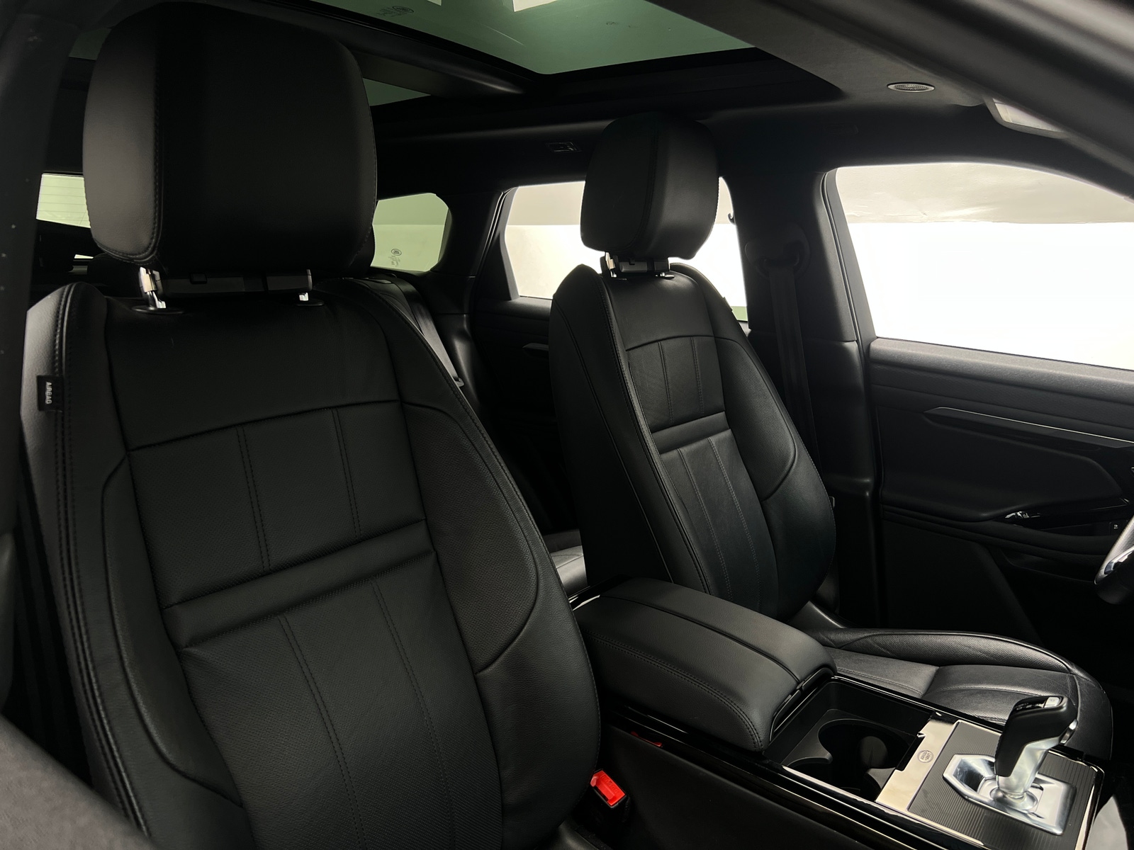 Thumbnail: 2022 Land Rover Range Rover Evoque - 2