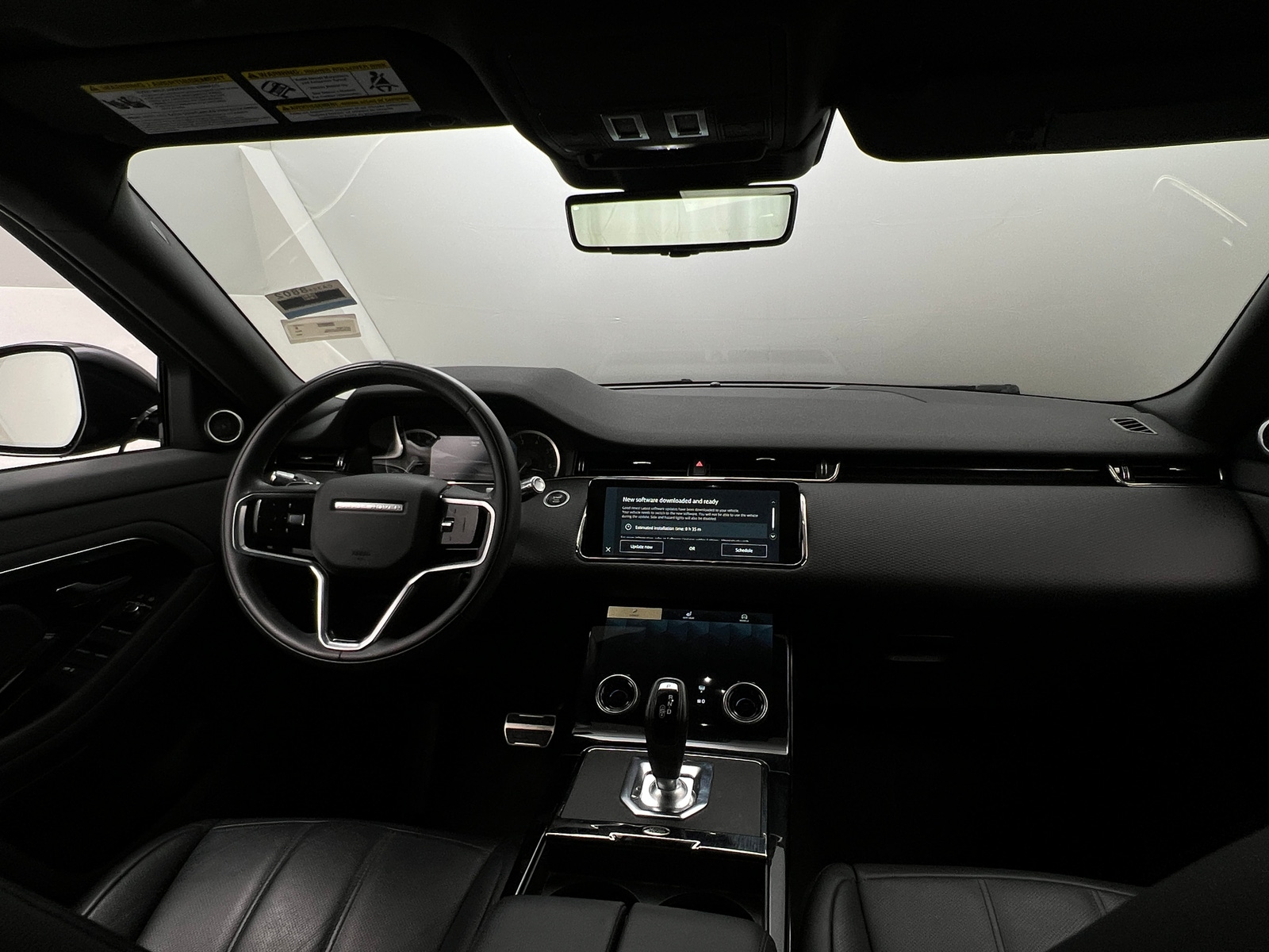 Thumbnail: 2022 Land Rover Range Rover Evoque - 3