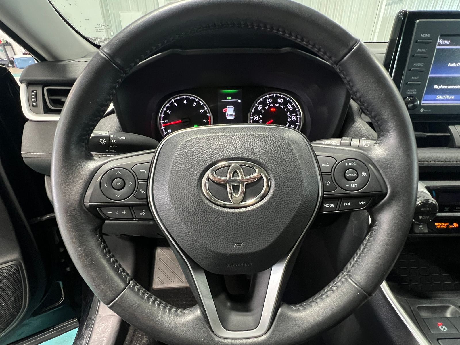 Thumbnail: 2022 Toyota RAV4 - 5
