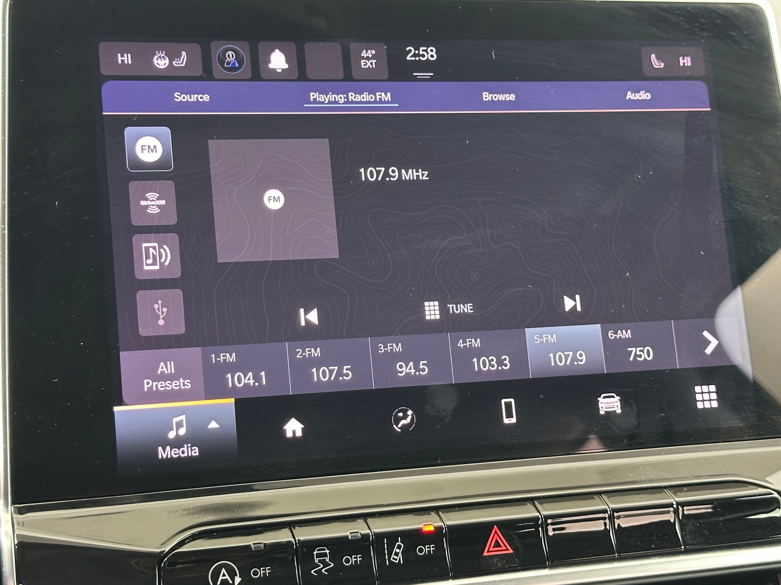 Thumbnail: 2022 Jeep Compass - 4