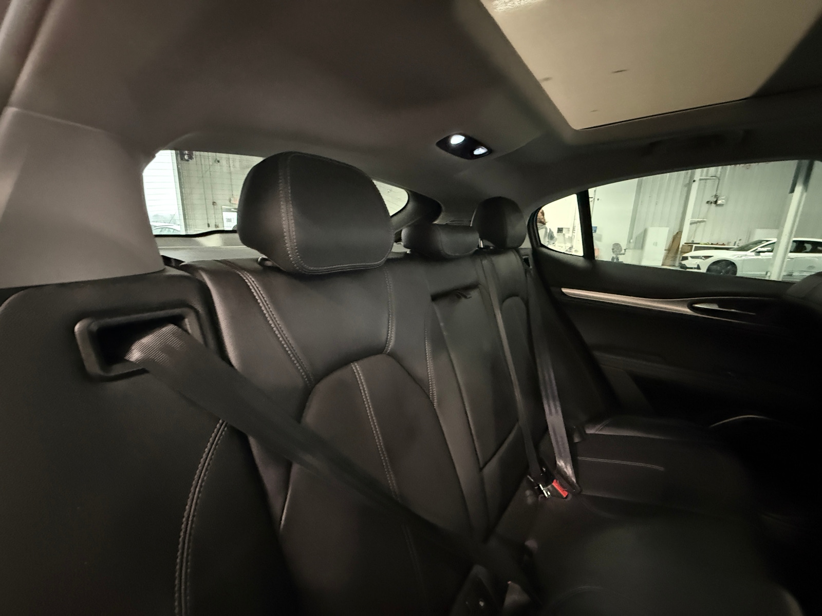 Thumbnail: 2019 Alfa Romeo Stelvio - 5