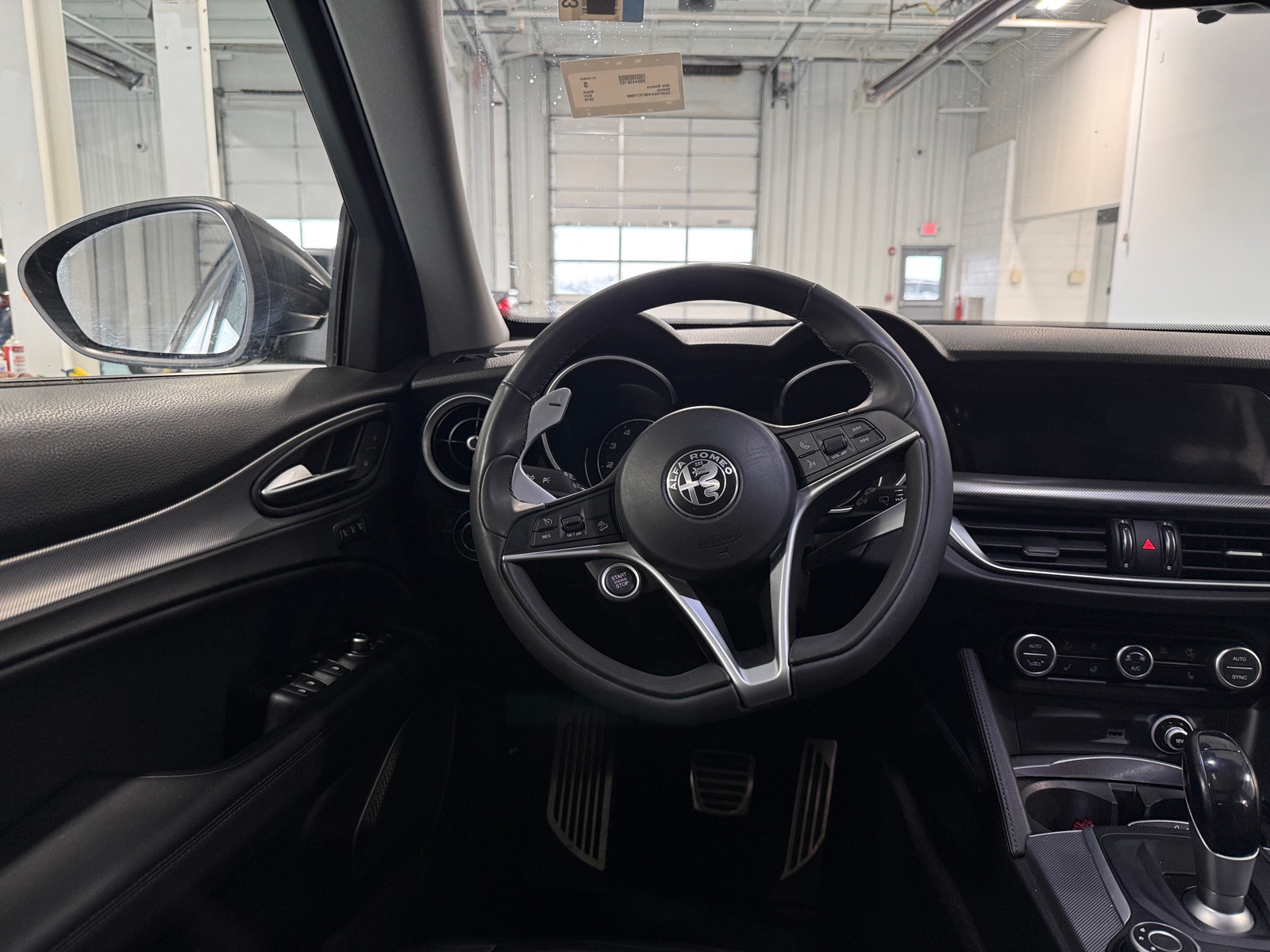 Thumbnail: 2019 Alfa Romeo Stelvio - 4