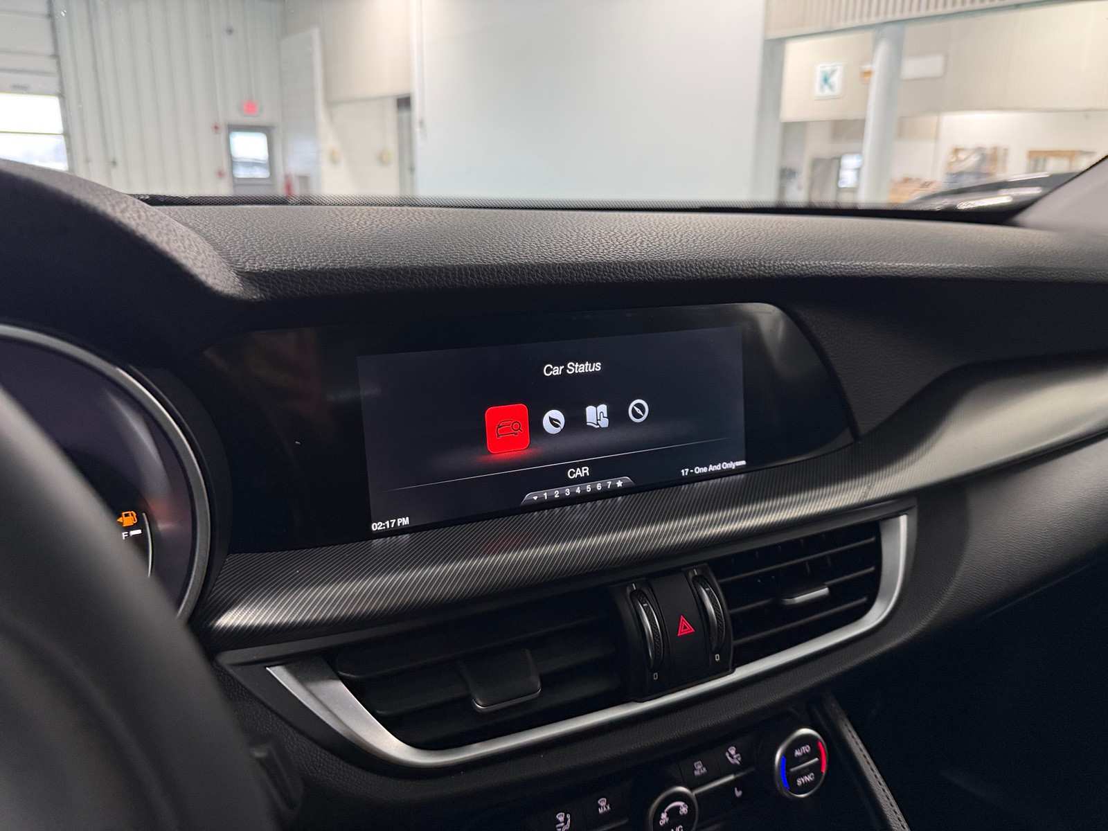 Thumbnail: 2019 Alfa Romeo Stelvio - 3