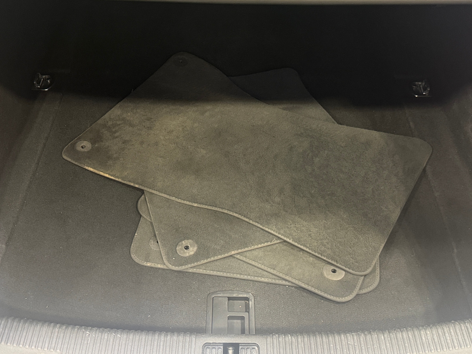 Thumbnail: 2018 Audi A6 - 6