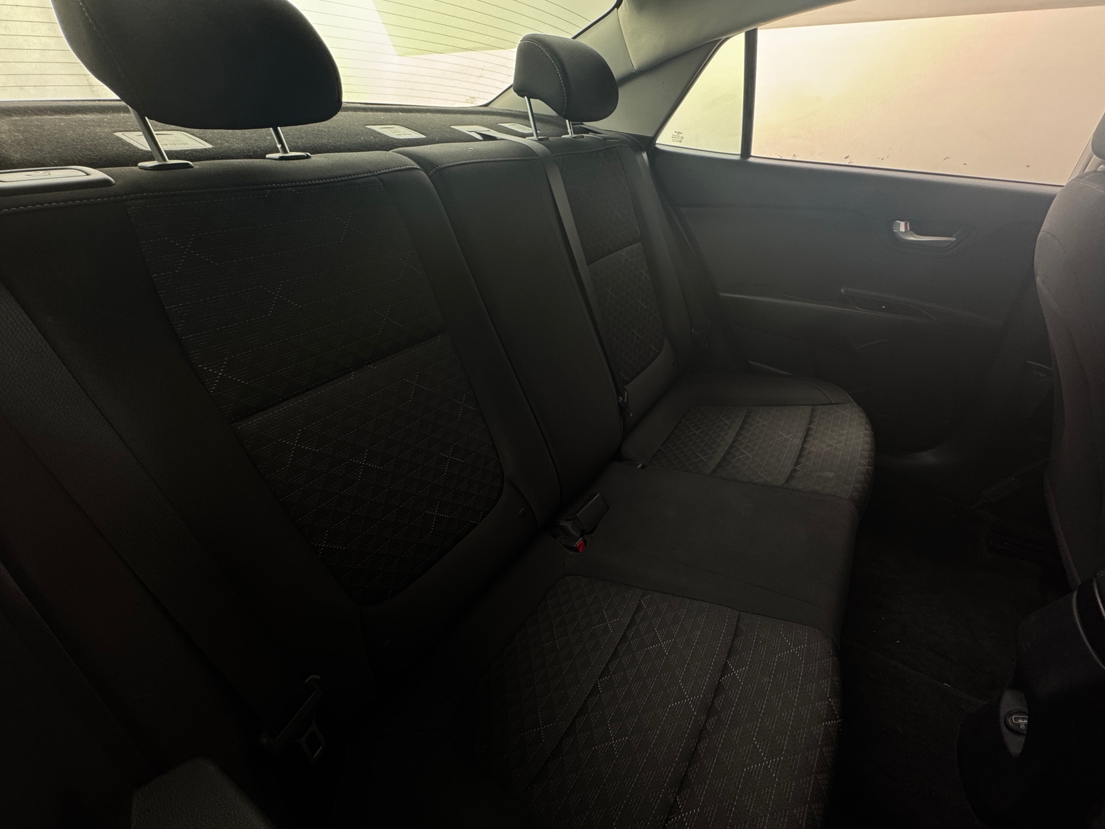 Thumbnail: 2022 Kia Rio - 6