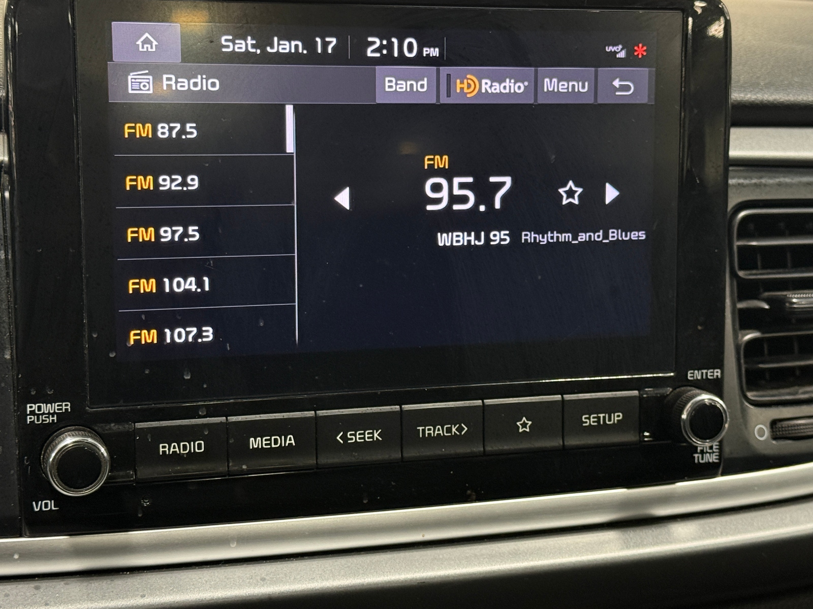 Thumbnail: 2022 Kia Rio - 4