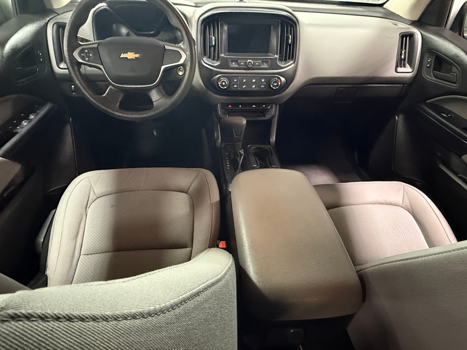 Thumbnail: 2019 Chevrolet Colorado - 3