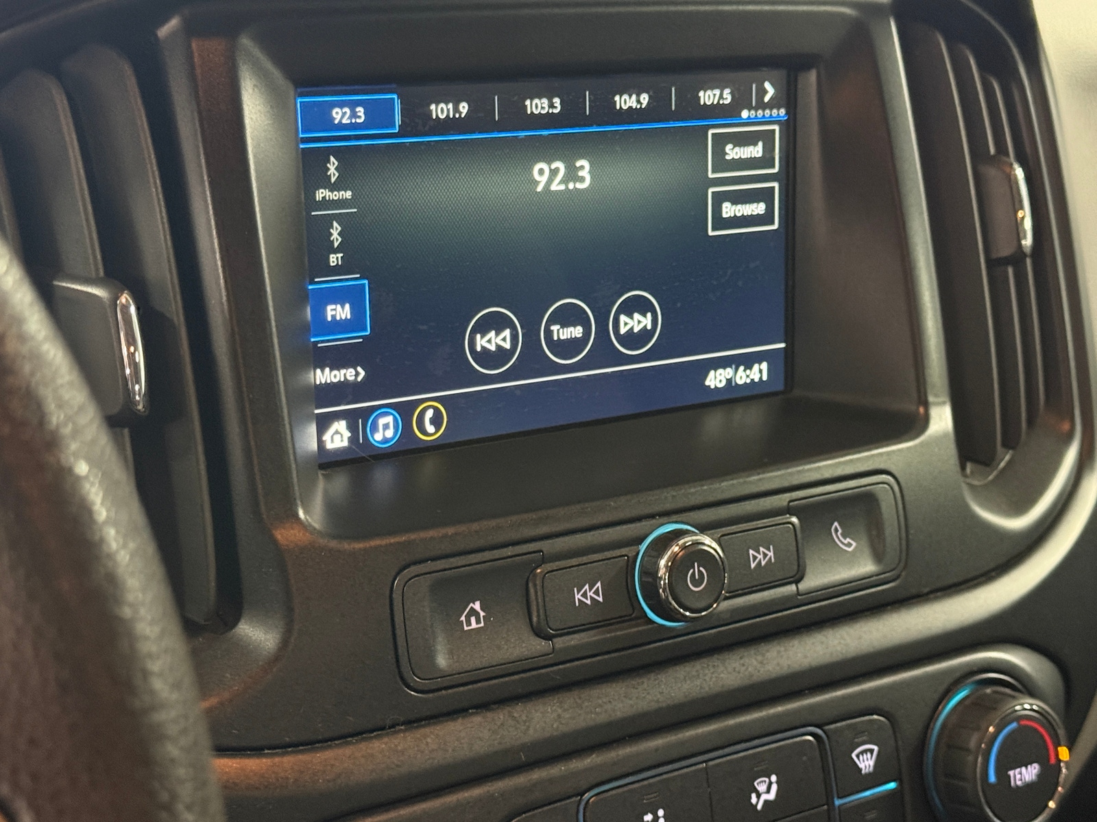 Thumbnail: 2019 Chevrolet Colorado - 4