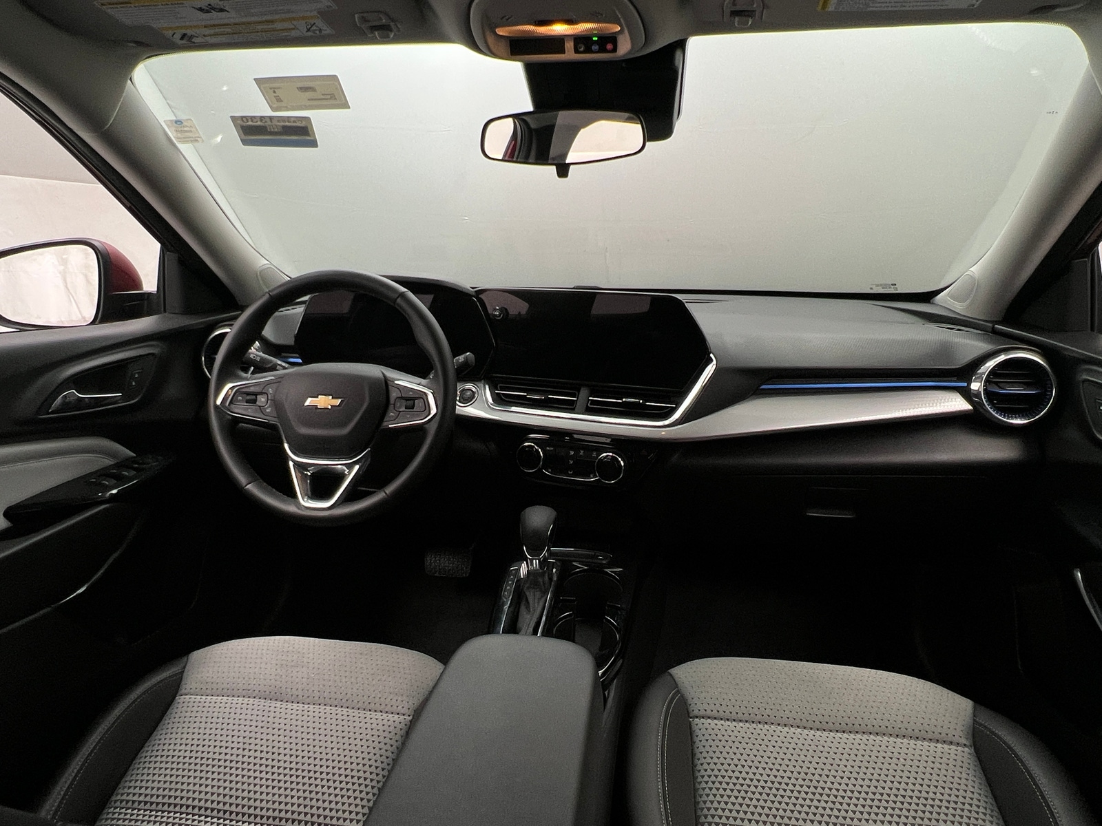 Thumbnail: 2025 Chevrolet Trax - 3