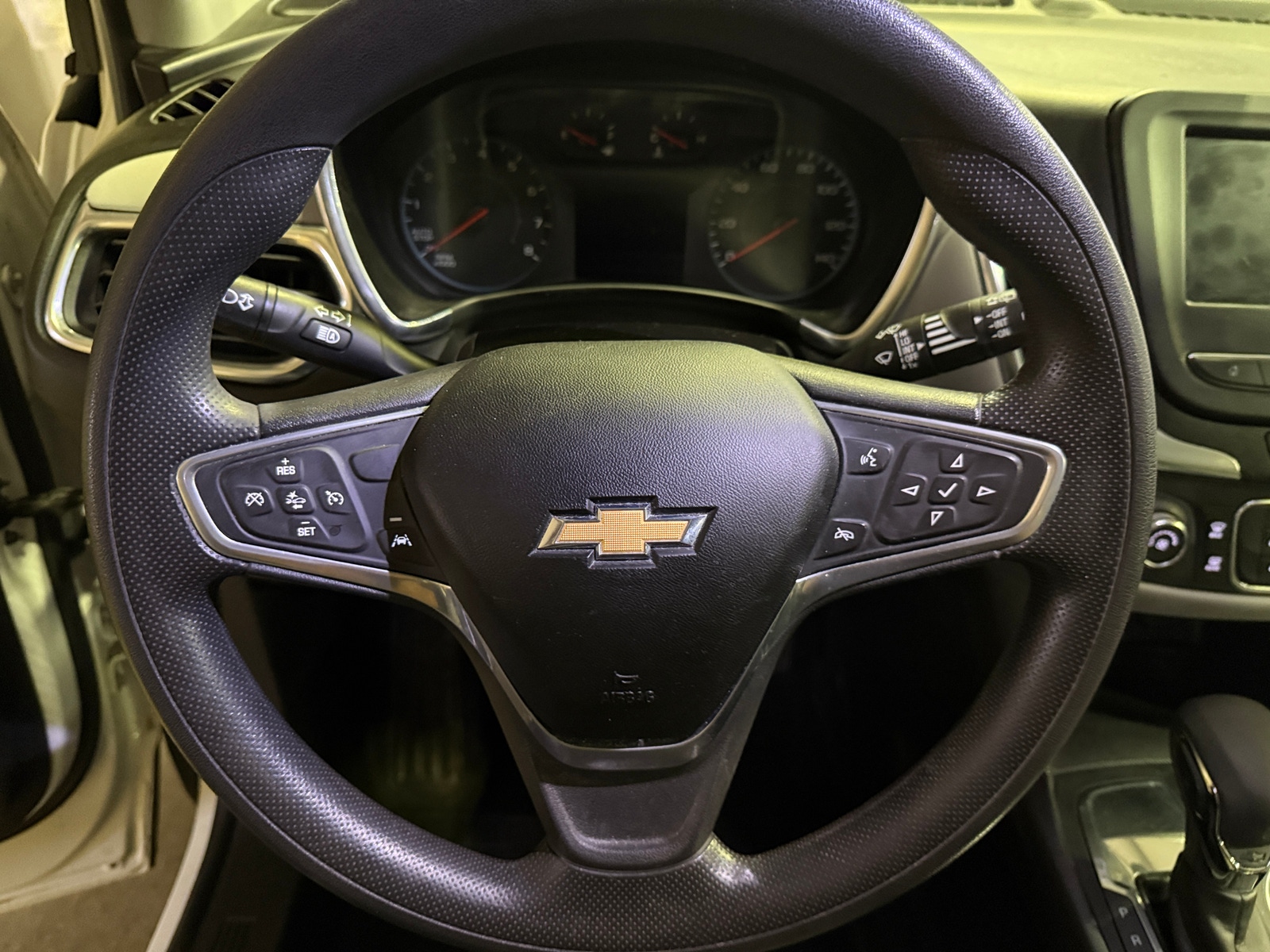 Thumbnail: 2022 Chevrolet Equinox - 5