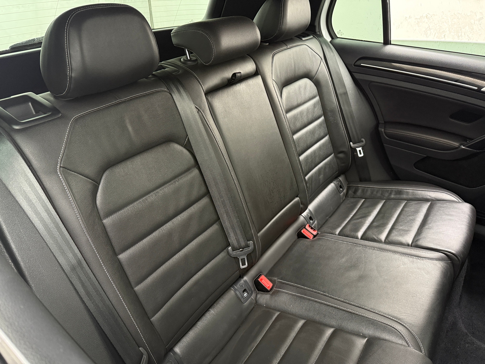 Thumbnail: 2016 Volkswagen Golf - 5