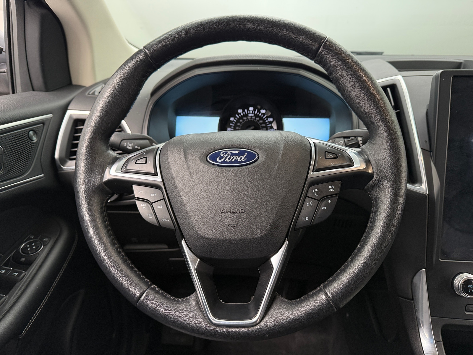 Thumbnail: 2024 Ford Edge - 4