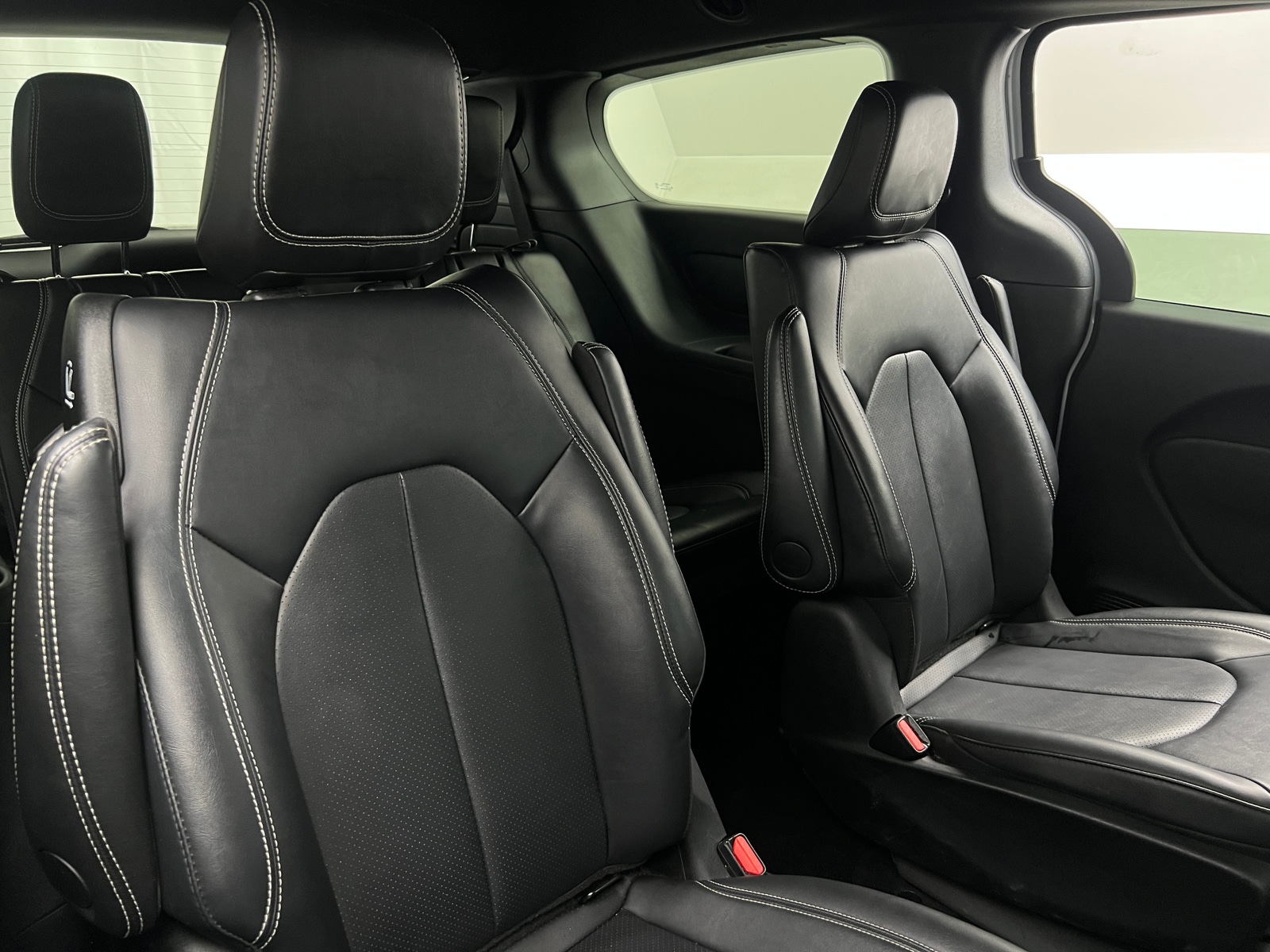 Thumbnail: 2024 Chrysler Pacifica - 5