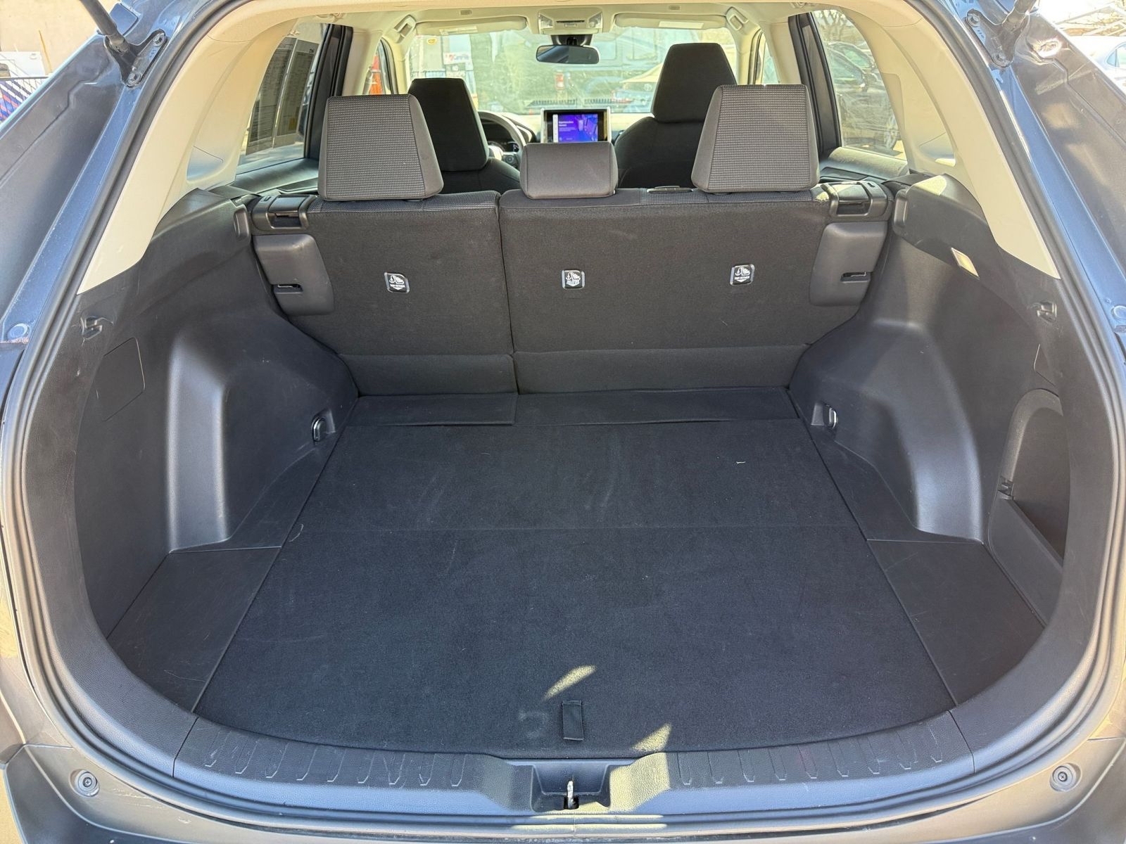 Thumbnail: 2025 Toyota RAV4 - 6