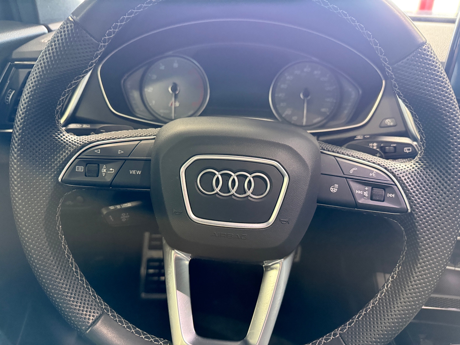 Thumbnail: 2022 Audi SQ5 - 4