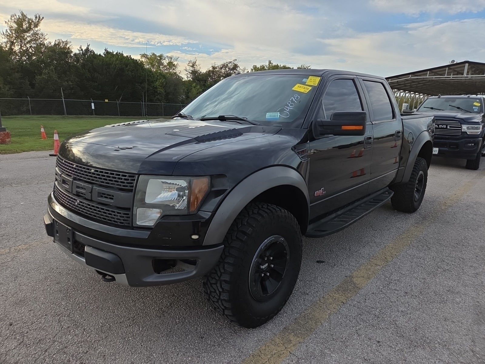 2012 Ford F-150 4WD Supercrew 145" SVT Raptor