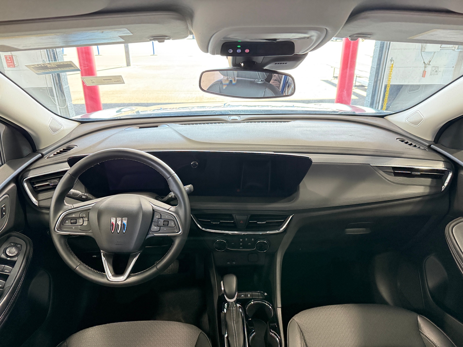 Thumbnail: 2025 Buick Encore GX - 3