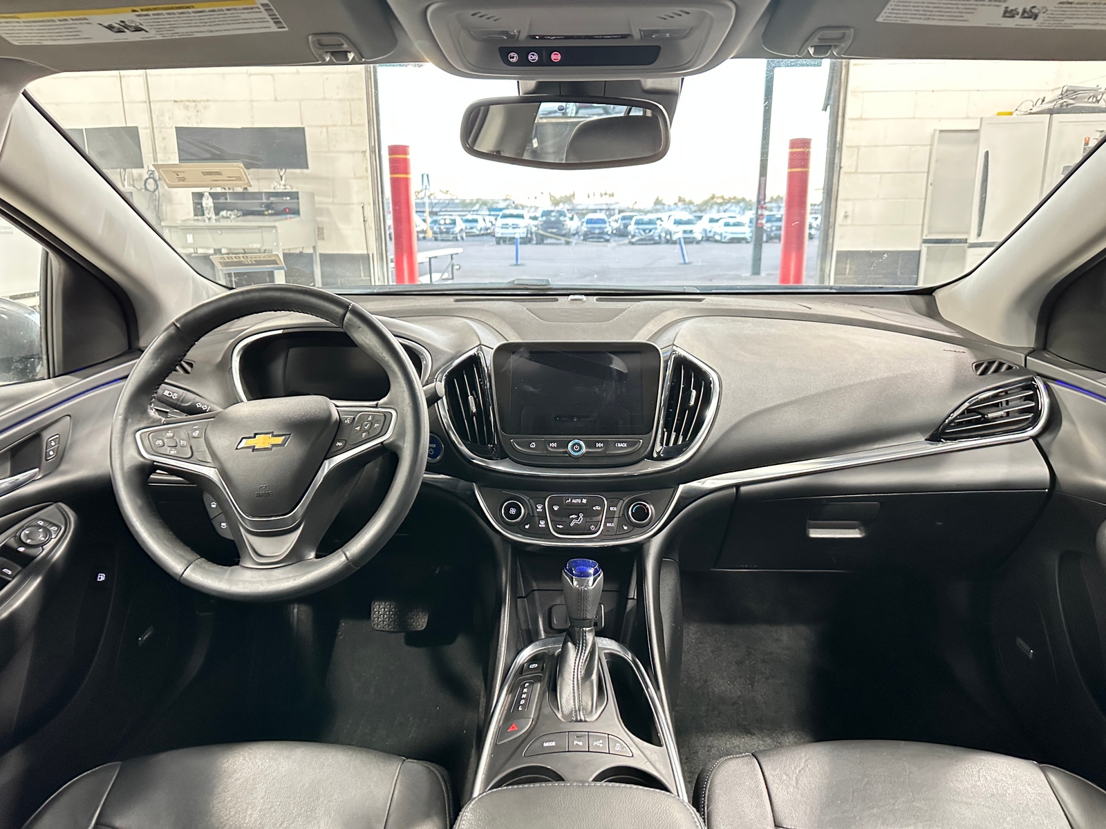 Thumbnail: 2018 Chevrolet Volt - 2