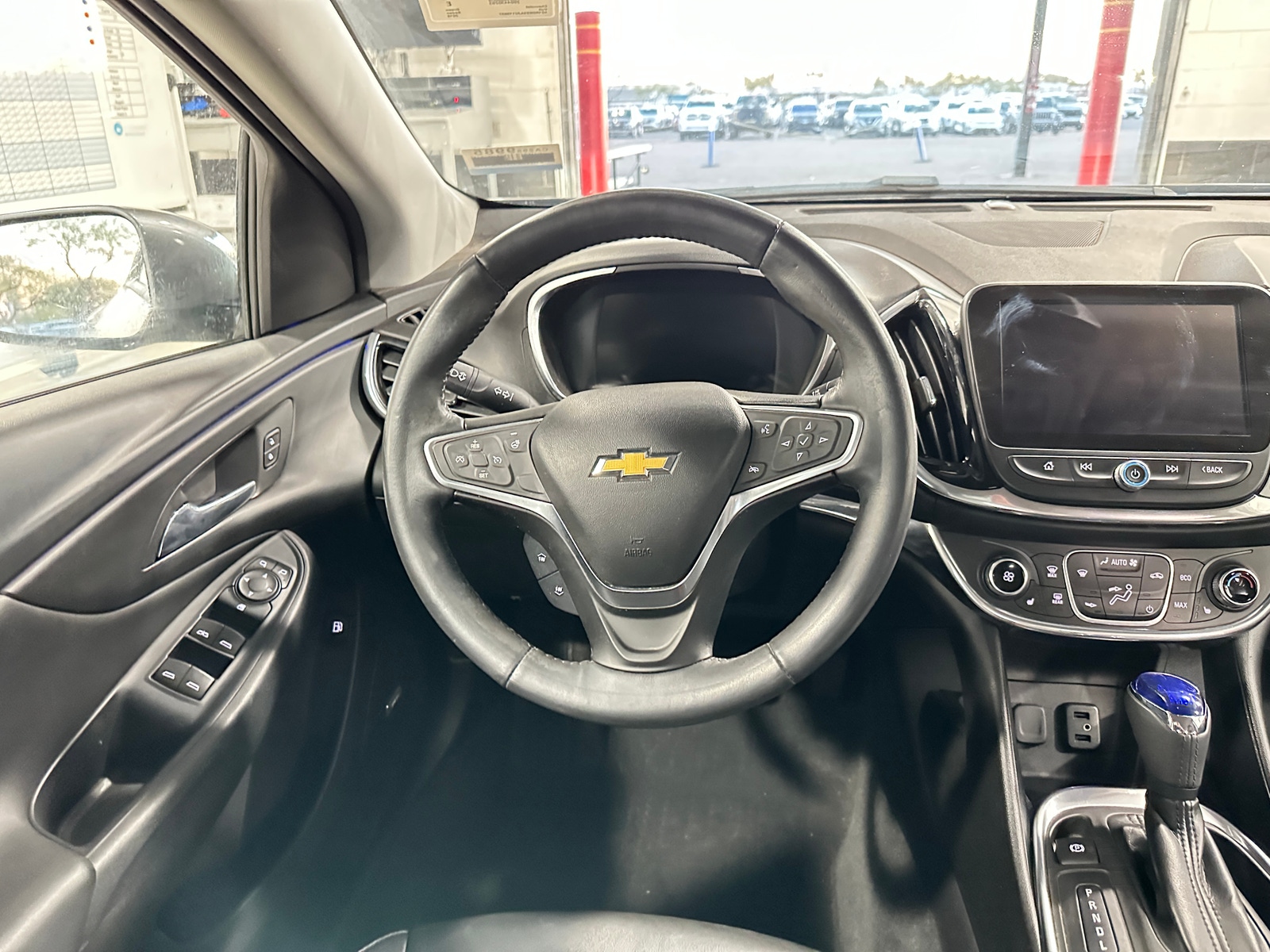 Thumbnail: 2018 Chevrolet Volt - 4