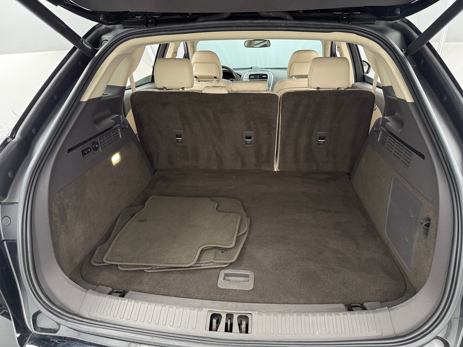 Thumbnail: 2017 Lincoln MKX - 6