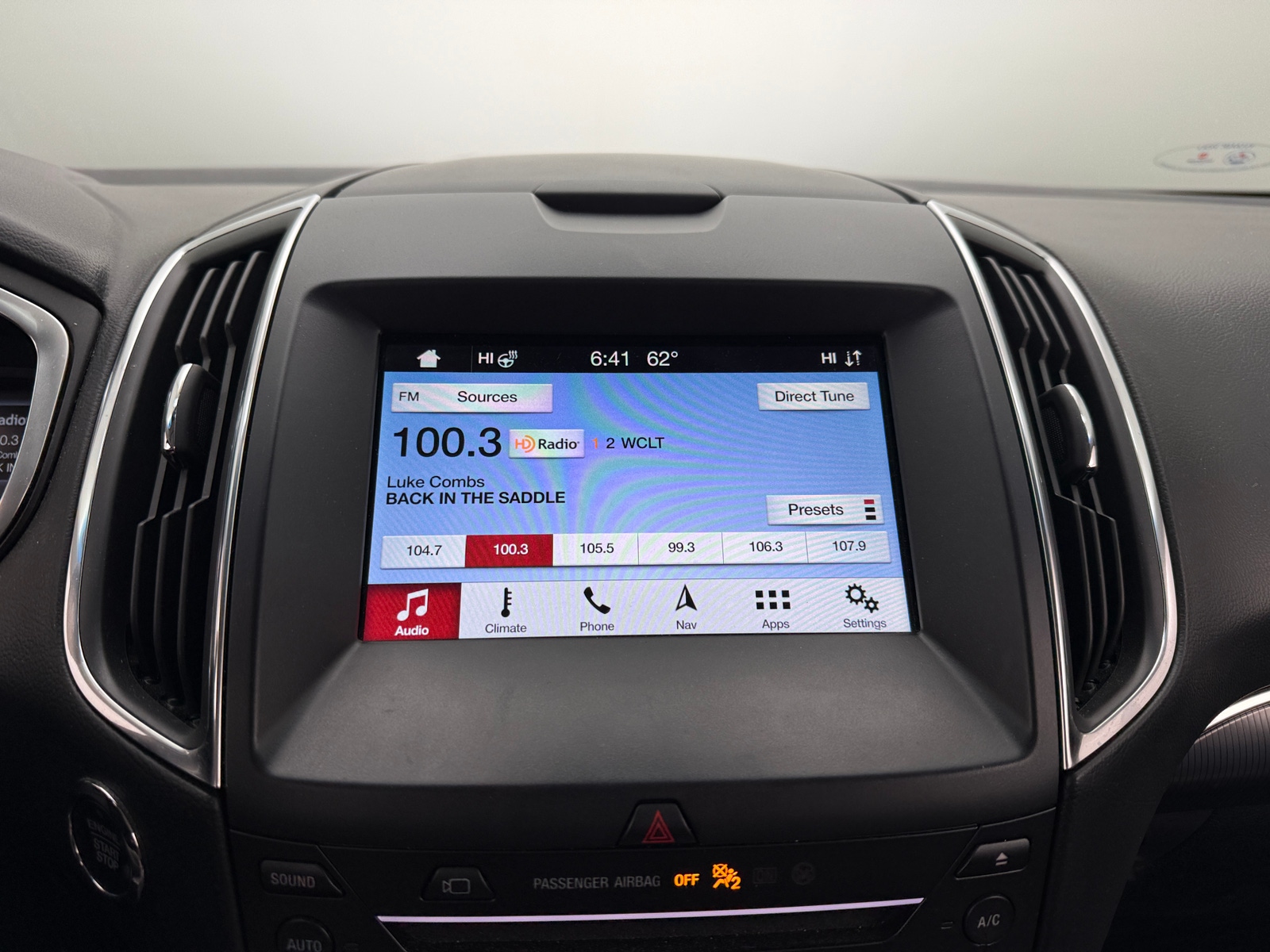 Thumbnail: 2019 Ford Edge - 3