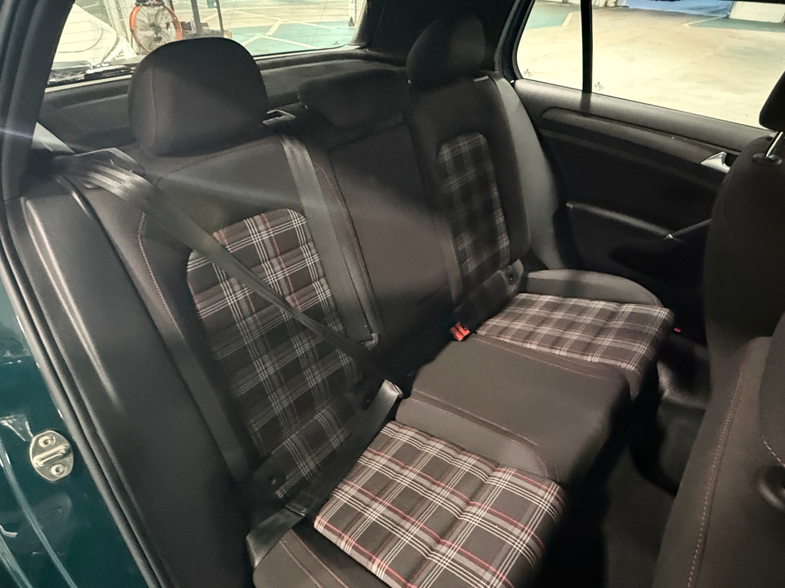 Thumbnail: 2019 Volkswagen Golf - 6