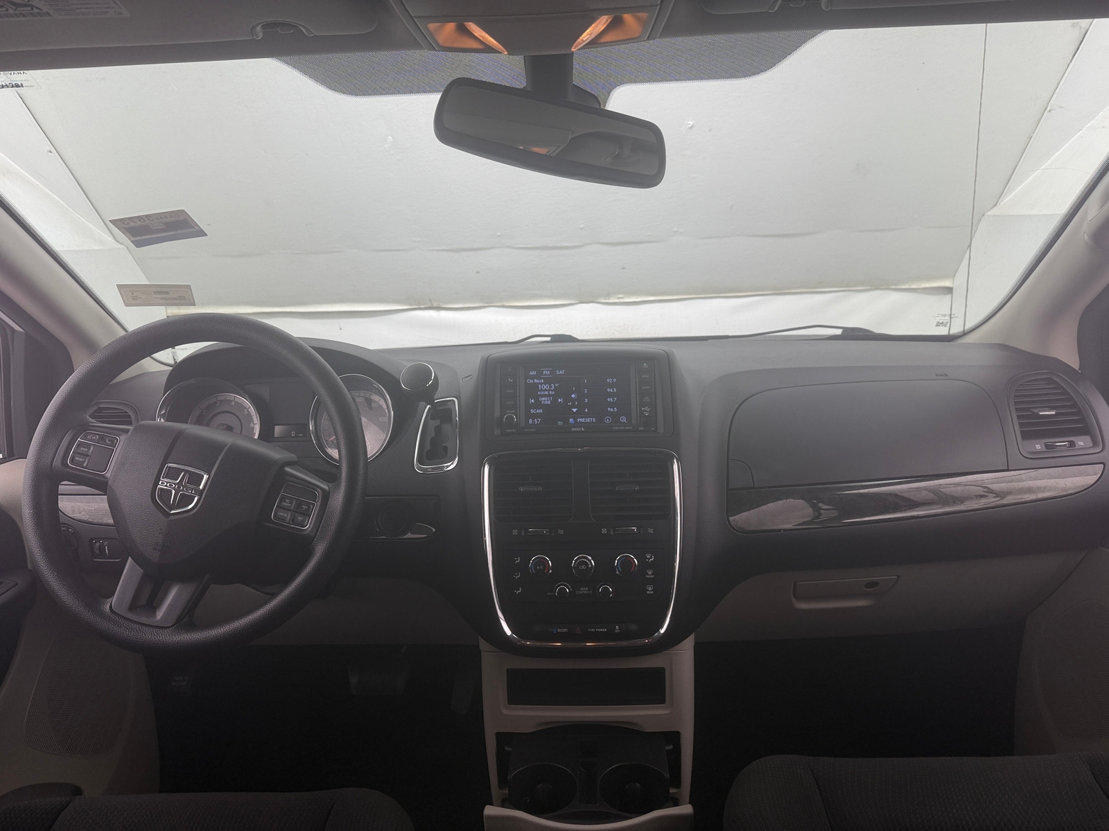 Thumbnail: 2018 Dodge Grand Caravan - 3