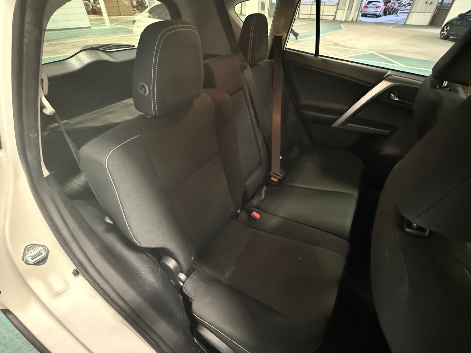 Thumbnail: 2018 Toyota RAV4 - 6